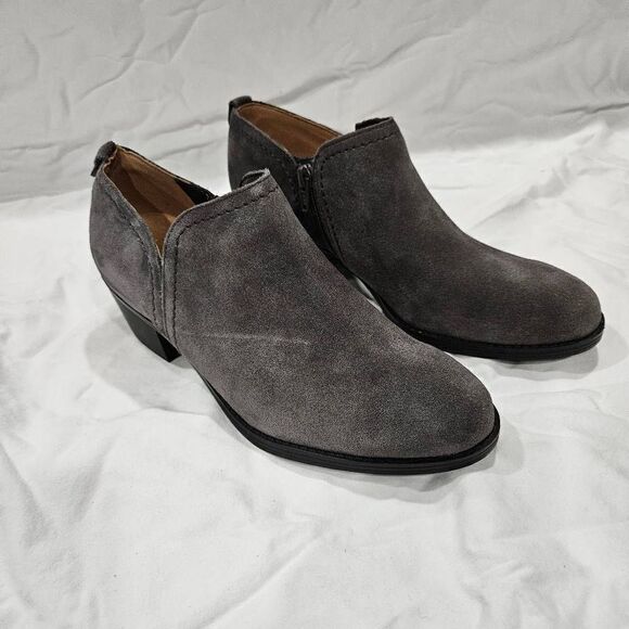 Naturalizer Zarie Gray Suede Bootie Size 7.5 - Picture 1 of 8